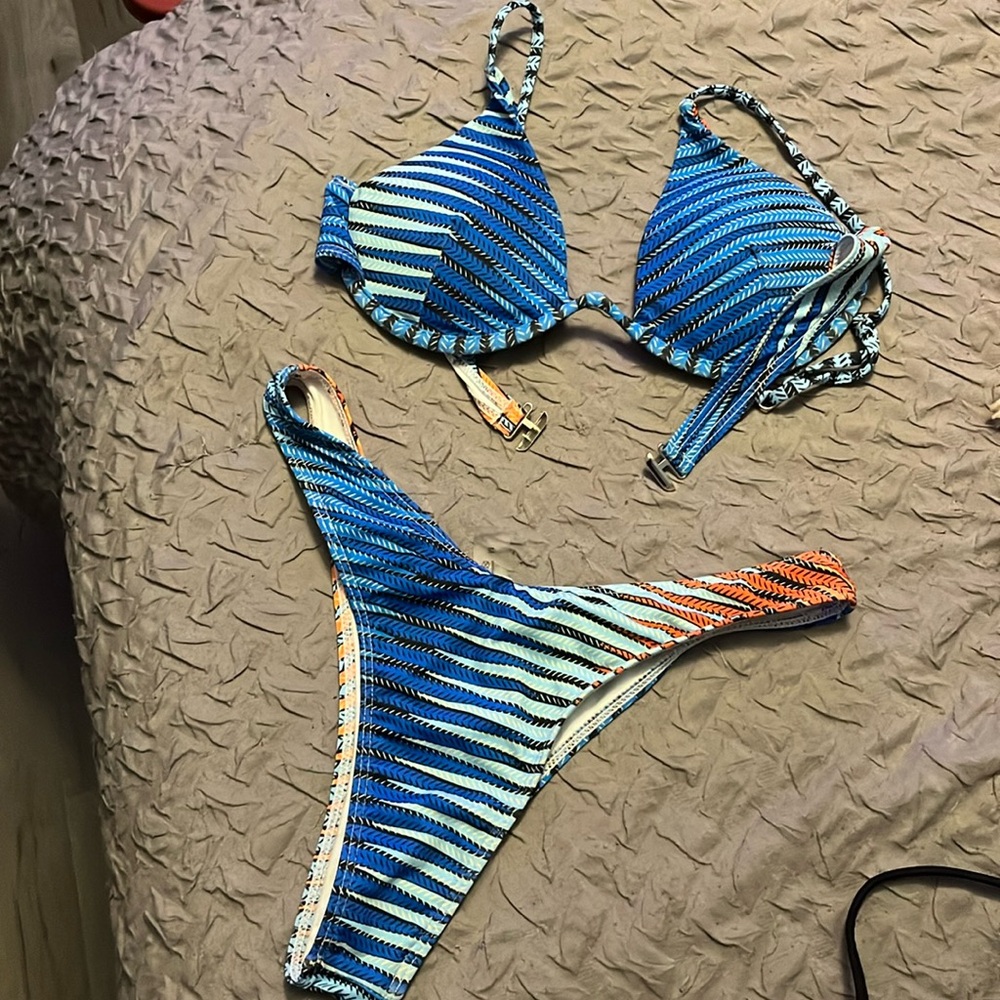 Bikini 👙